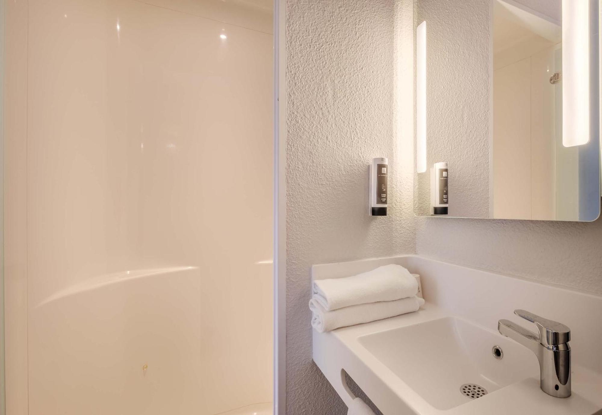 B&B Hotel Antibes Sophia Antipolis Biot Eksteriør bilde